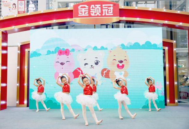 “團長”駕到！謝娜亮相金領(lǐng)冠親子嘉年華，“天性之旅”體驗官全城招募