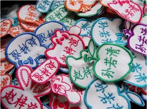 你還在為孩子的名字煩惱嗎？不用跟潮流，換個(gè)思路會(huì)更好