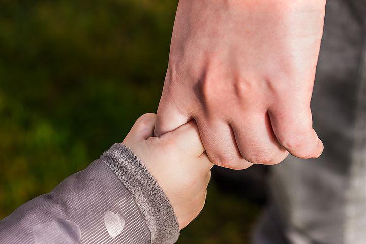 不要讓“爽約”磨滅孩子對(duì)你的信任